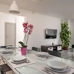 Vakantiehuis Beautiful Home In Vodnjan