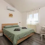 Beautiful Home In Vodnjan *