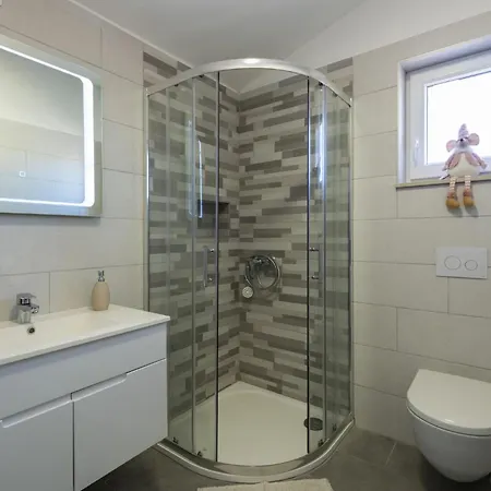 In With Kitchen Vodnjan