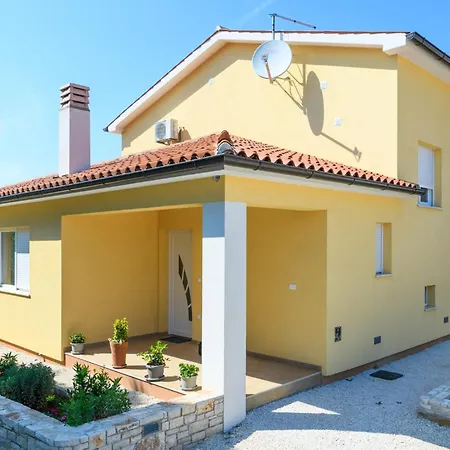 Holiday home In Vodnjan With Kitchen Mednjan