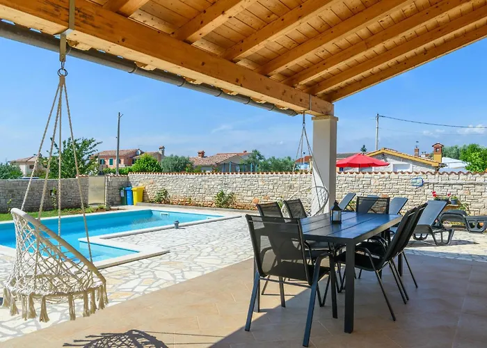 Vakantiehuis In With Kitchen *